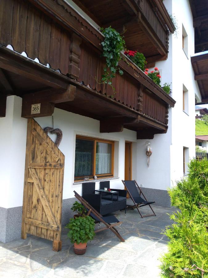 Zillertal Apartment Mit Traumausblick - Haus Kirchler Hippach Exteriér fotografie